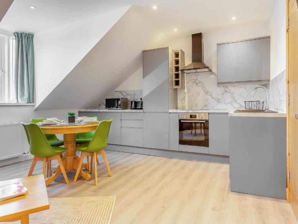Apartment Fraser Nº3