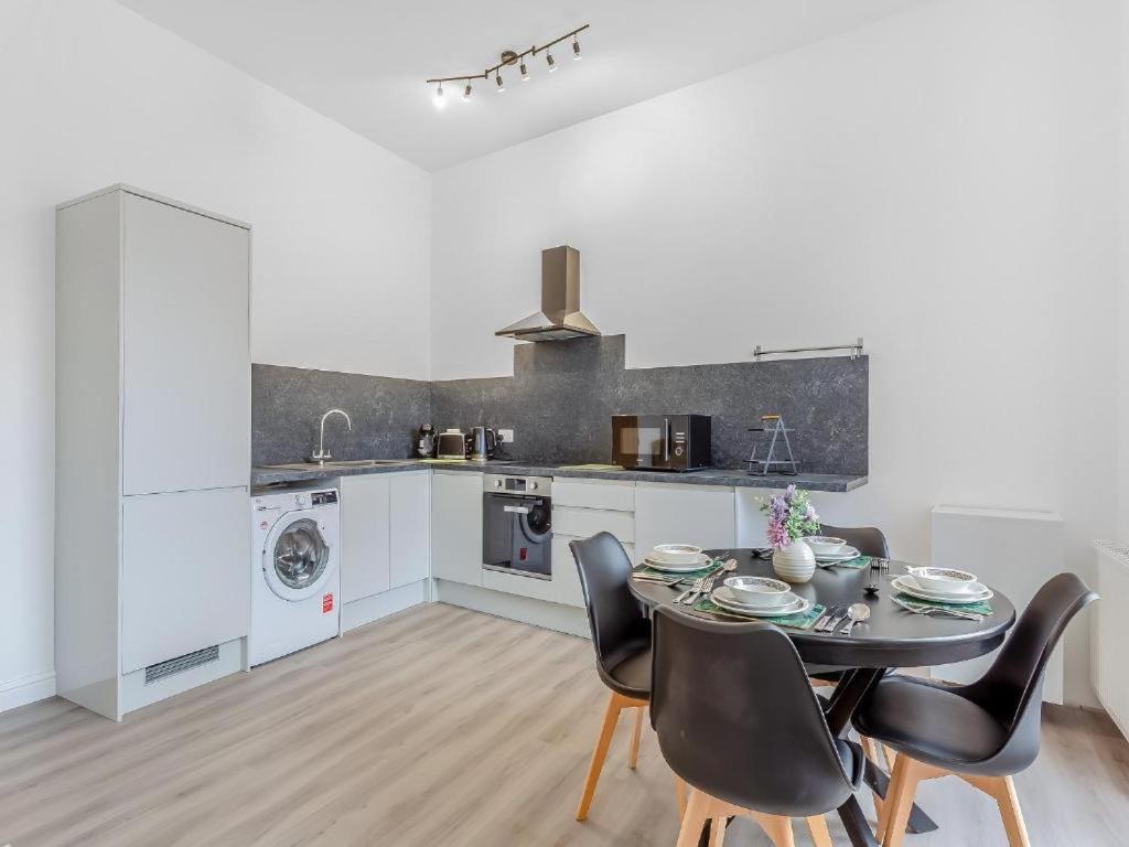 Apartment Fraser Nº3 *