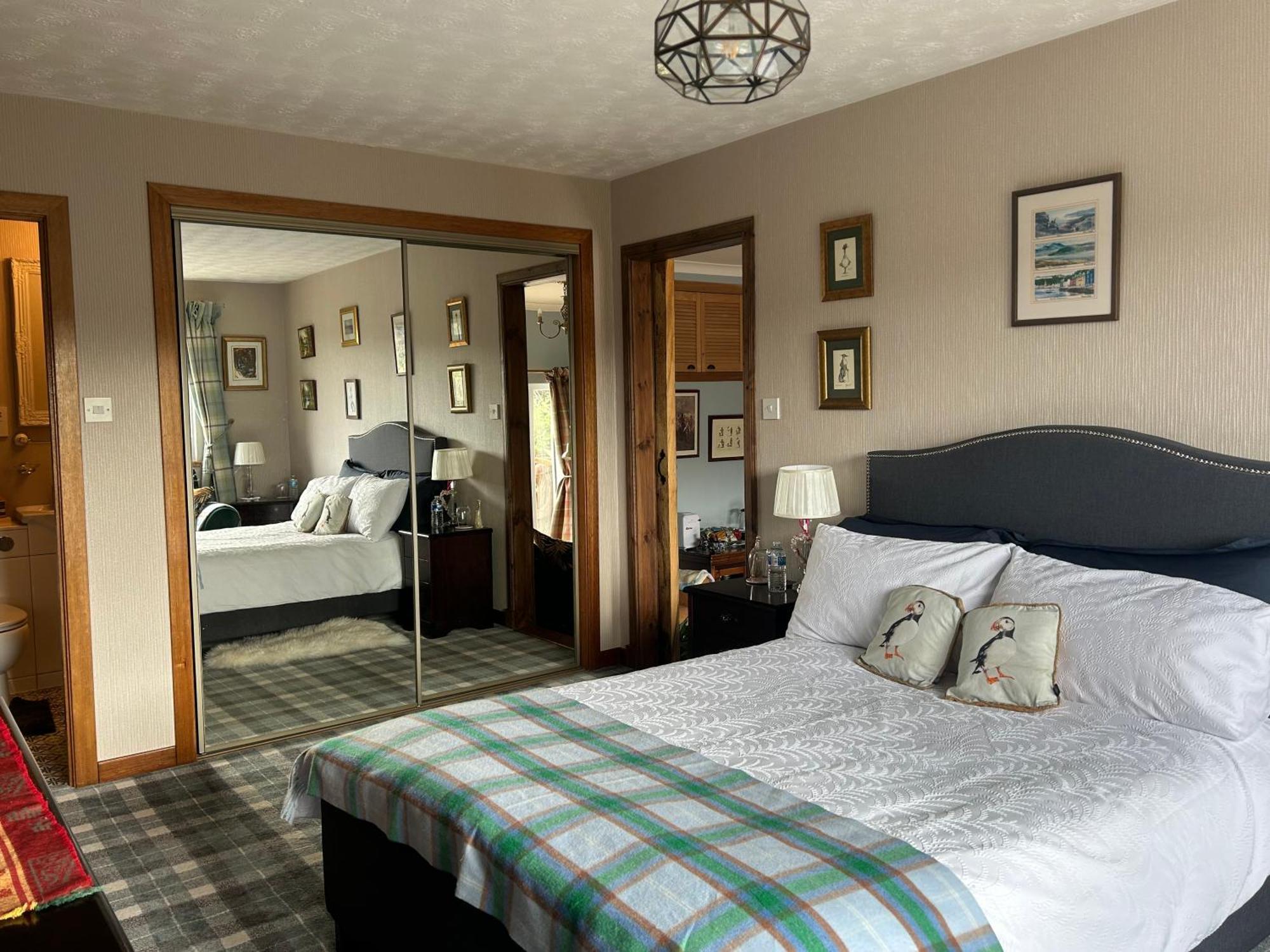 The Guest At Daviot ,inverness Apartment