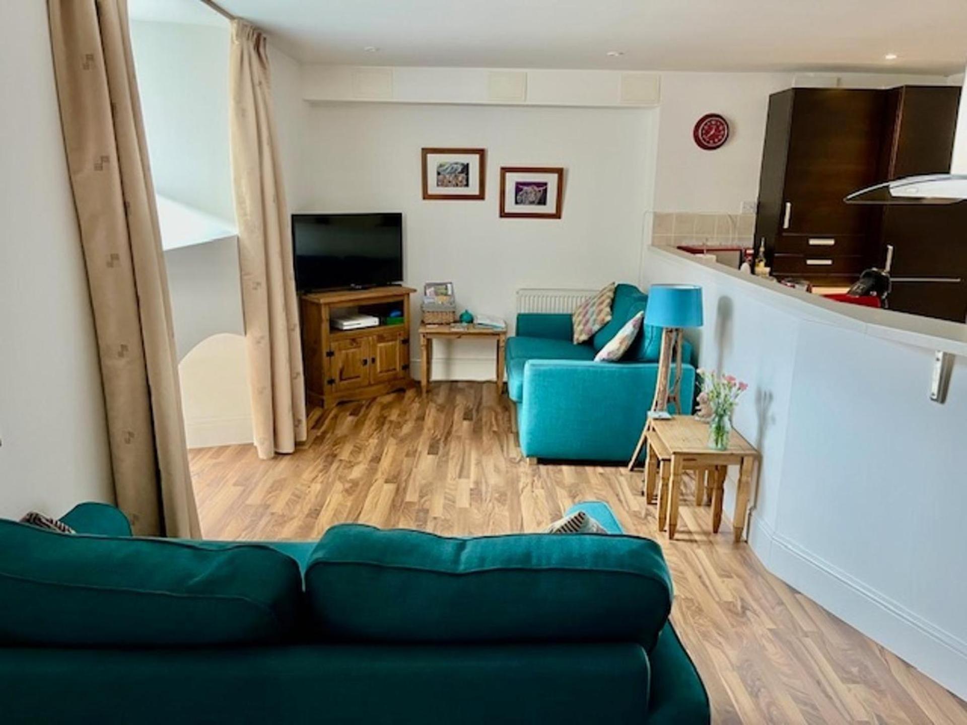 Apartment Stunning Spacious On River Ness Inverness