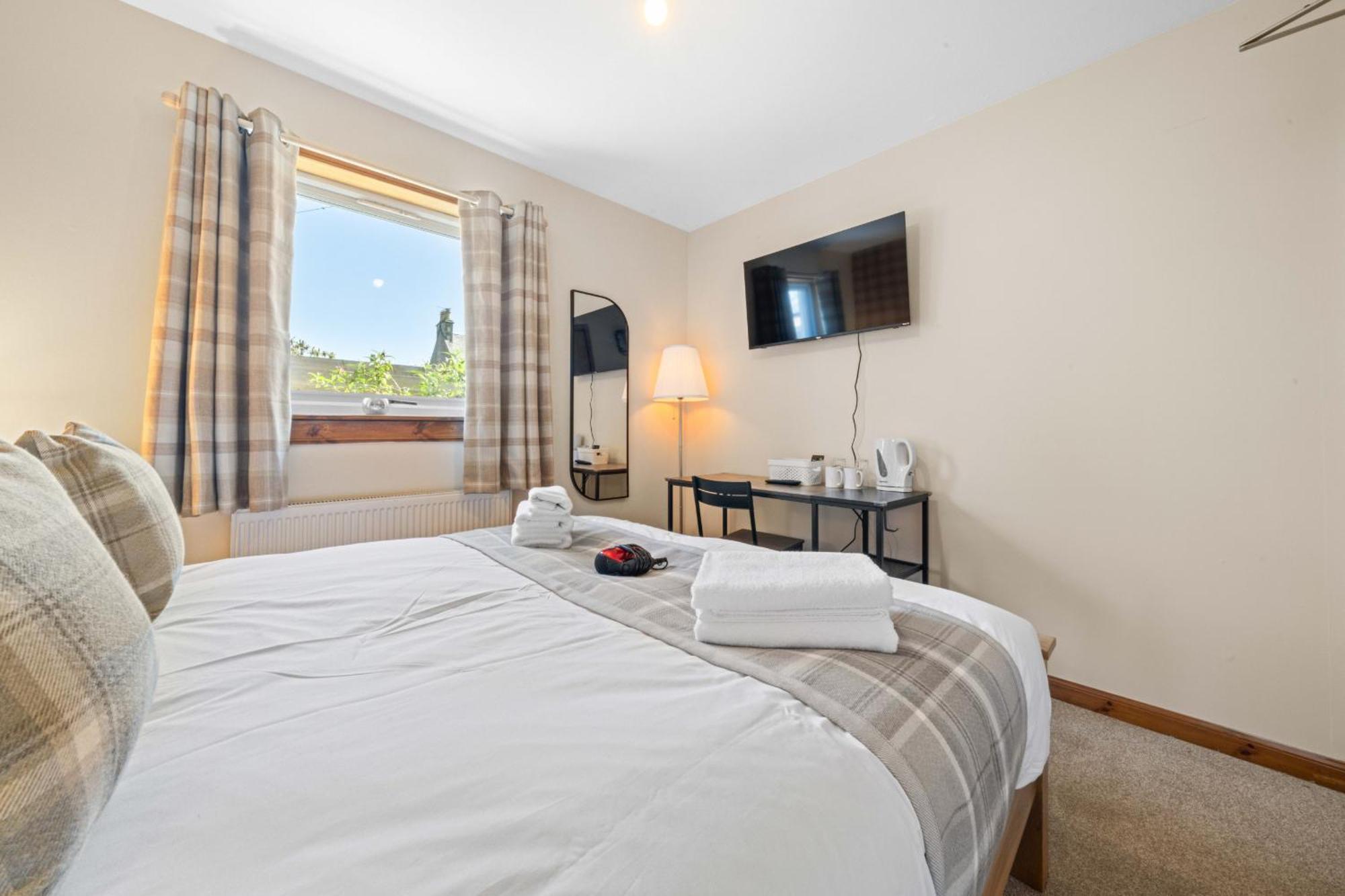 Mystayinn Cedar * Inverness