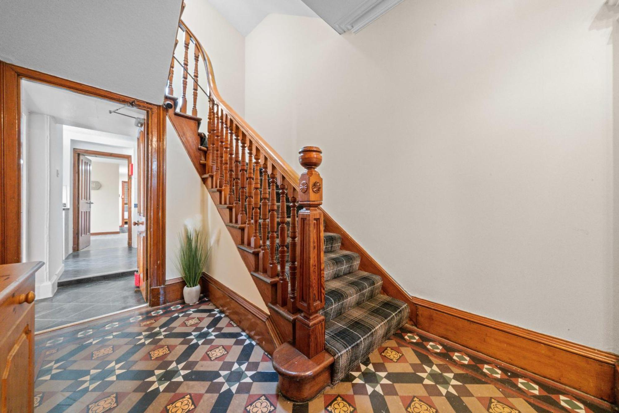 Mystayinn Cedar Guest house