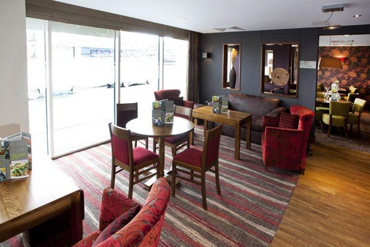 Hotel Premier Centre - River Ness 3*