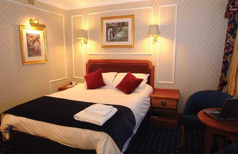 Hotel Leonardo