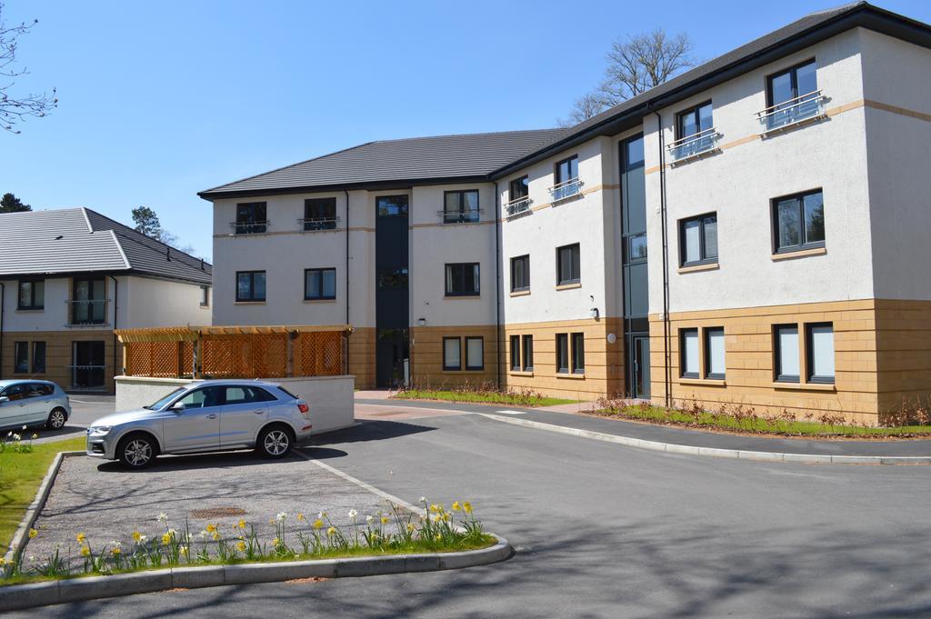 Apartment 39 Hedgefield House