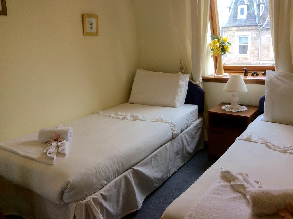 Connel Court Apartment *