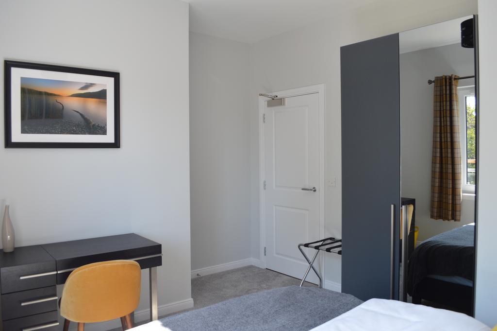 39 Hedgefield House Apartment *