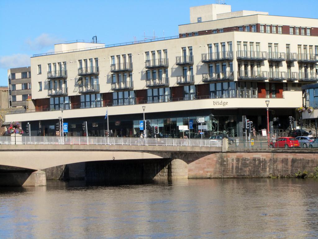 Bridge Street Apartment
