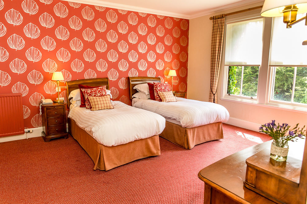 Loch Ness 4*