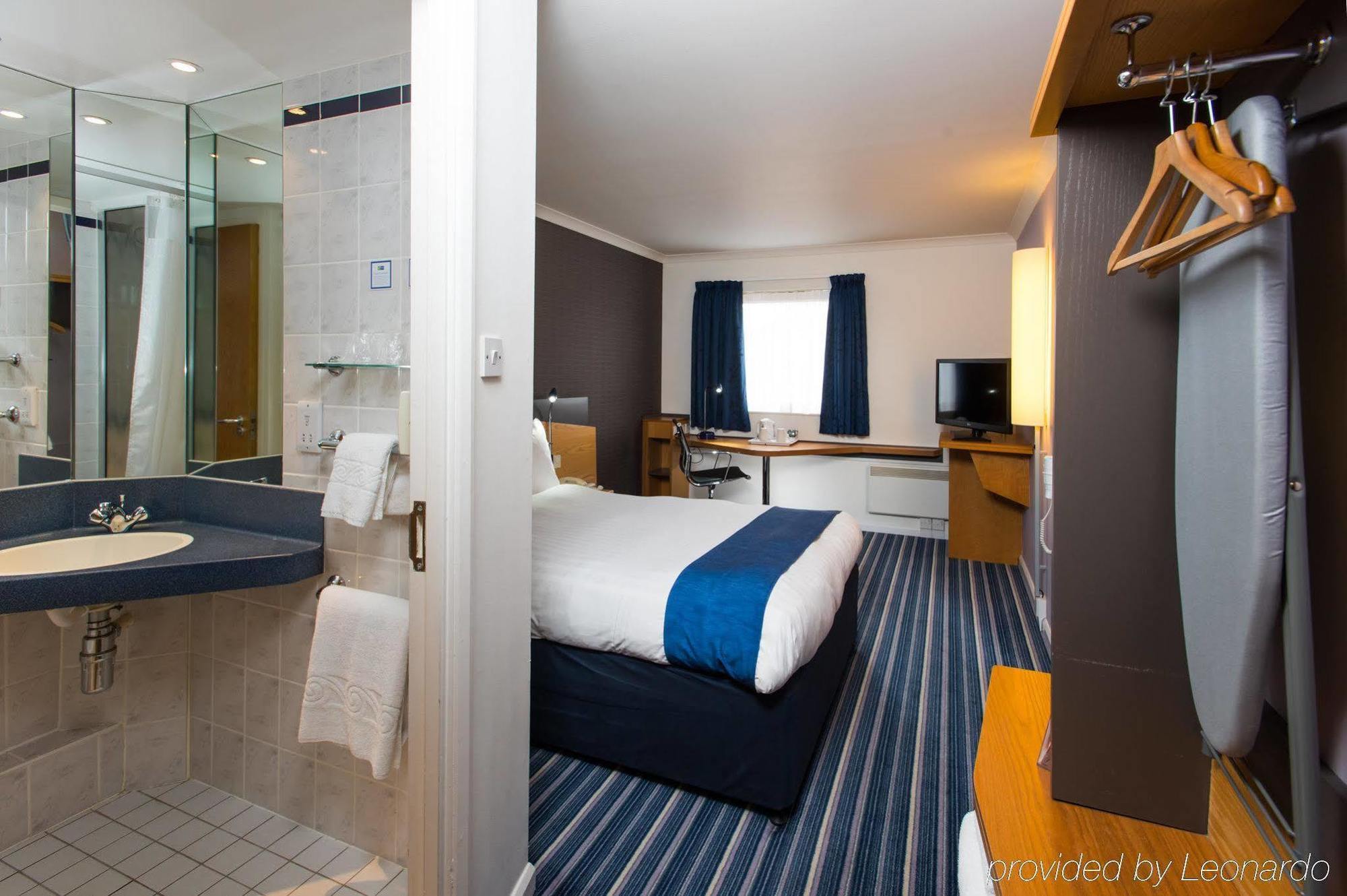 Express By Ihg 3*