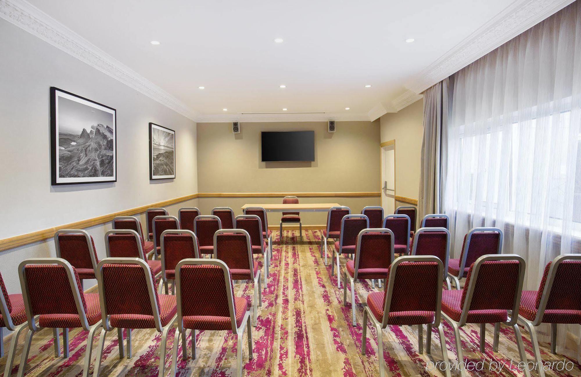 Leonardo 4* Inverness
