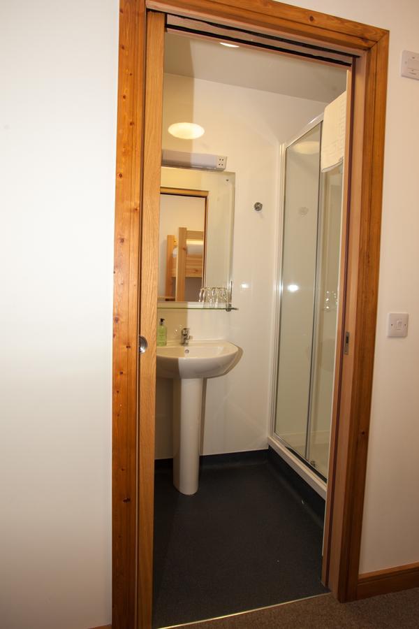 Black Isle Bar & Hostel