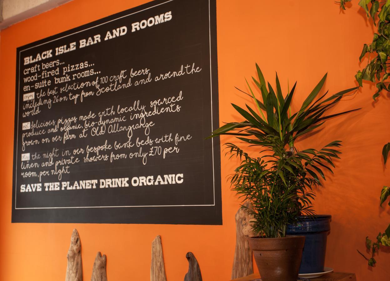 Hostel Black Isle Bar &