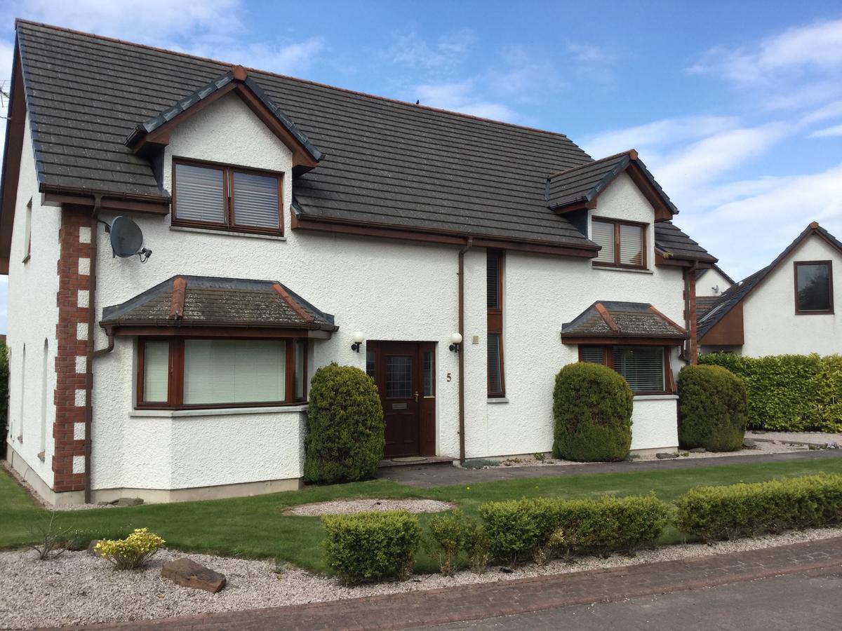 Apartamento West Heather House Free Parking Inverness