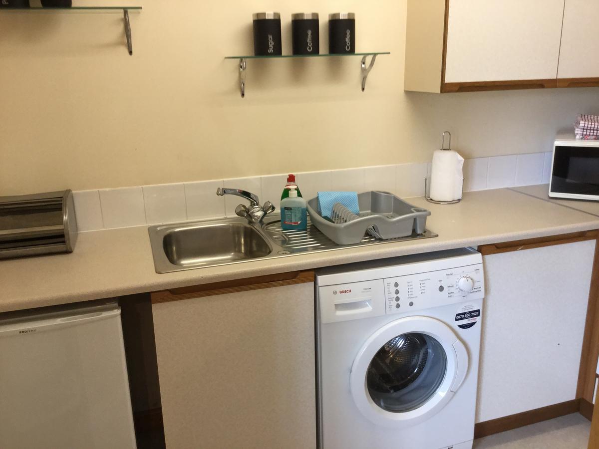 One-bedroom - Wyvis Free Parking