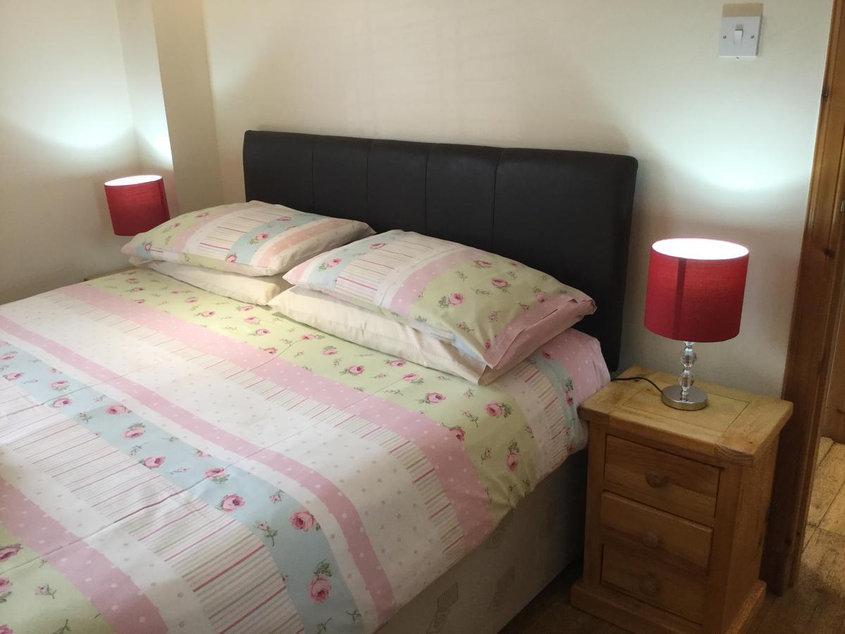 Four-bedroom House - Stratherrick Free Parking *