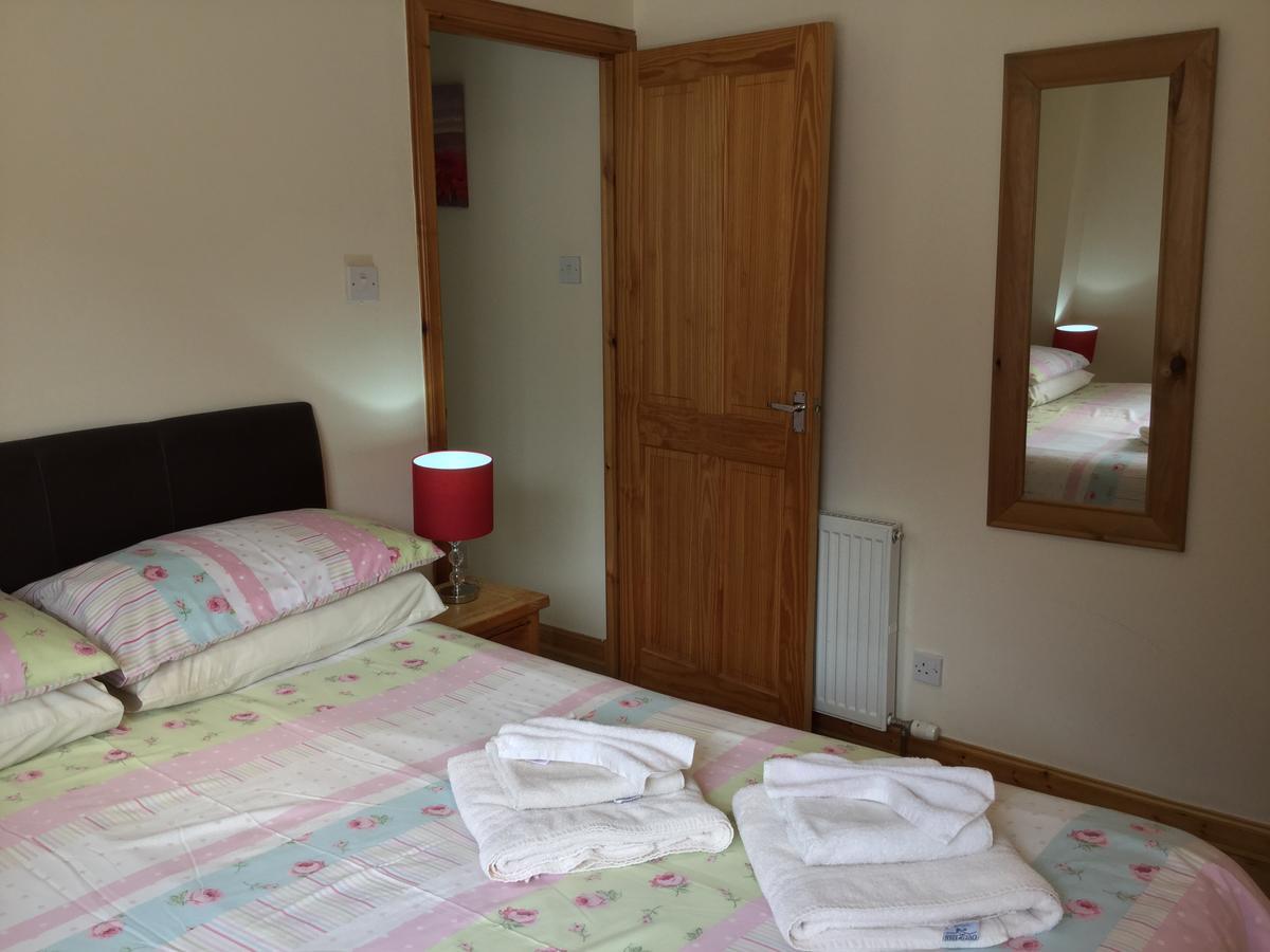 Apartment Four-bedroom House - Stratherrick Free Parking