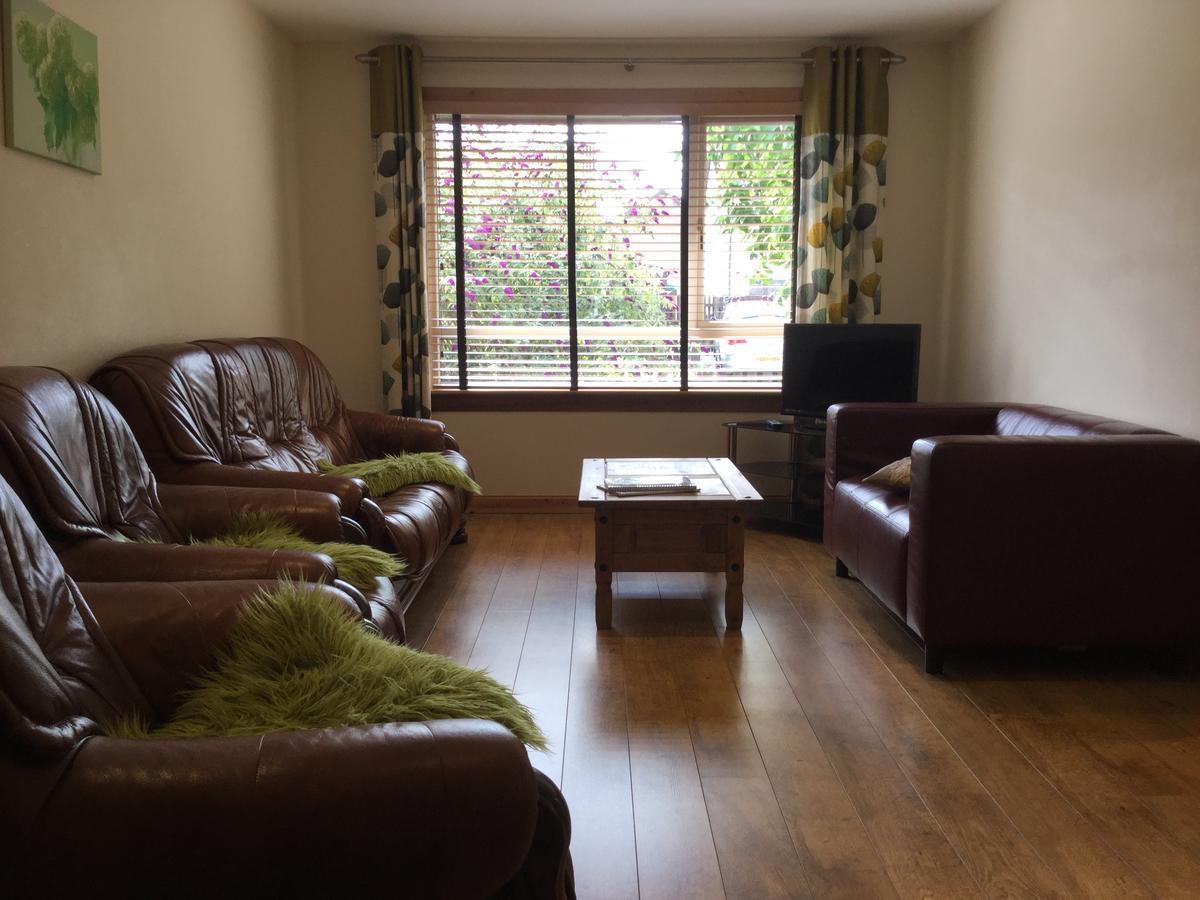 Apartment Four-bedroom House - Stratherrick Free Parking *
