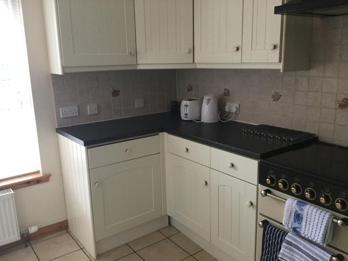 Apartment New 3 Bedroom Free Parking Inverness