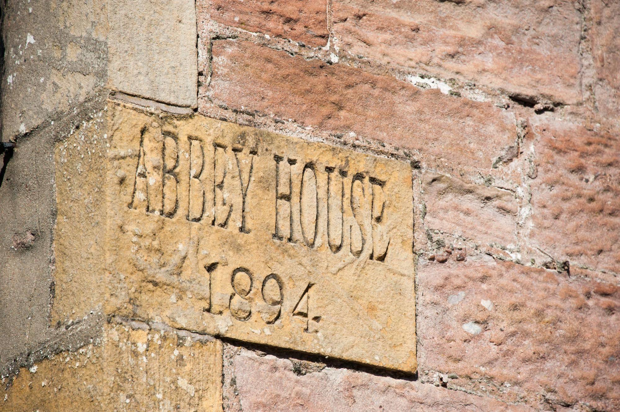 Alban And Abbey House 3*