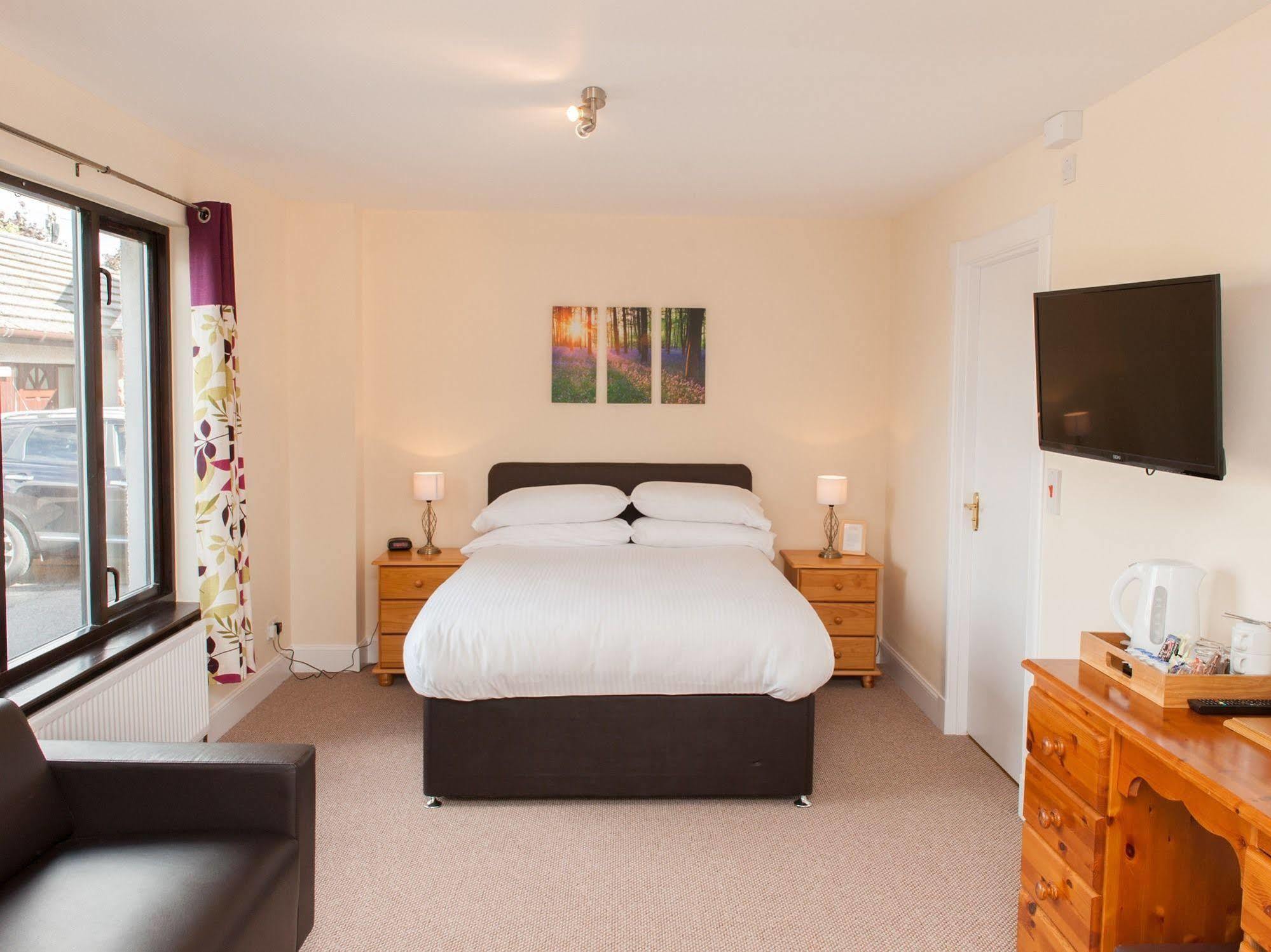 Alban And Abbey House 3*