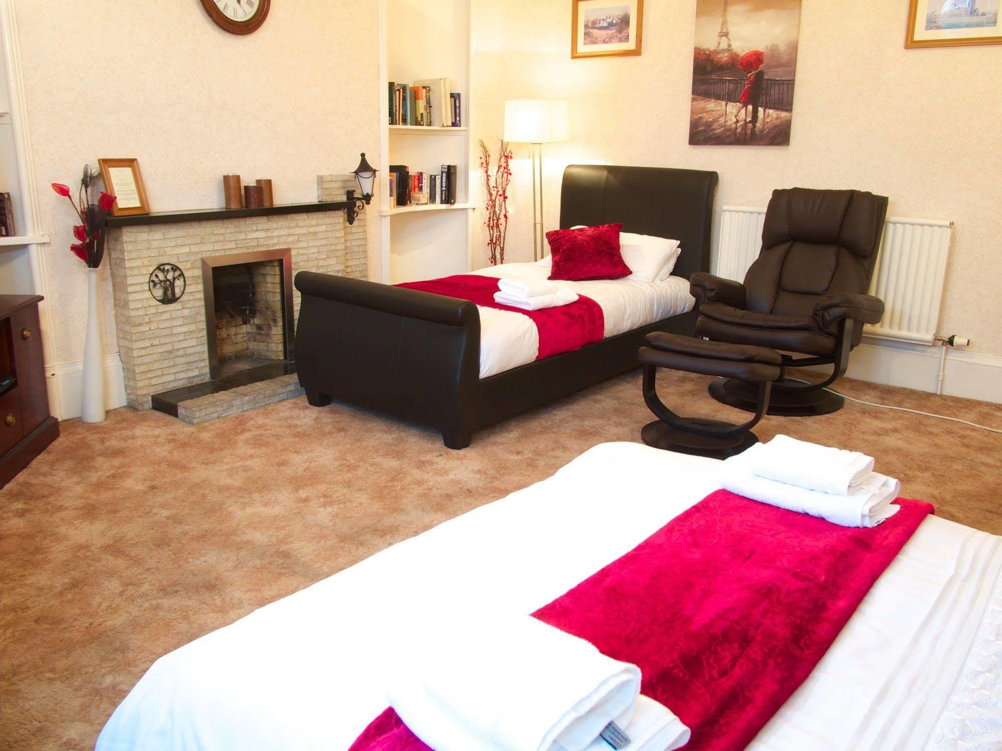 Guest house Crown