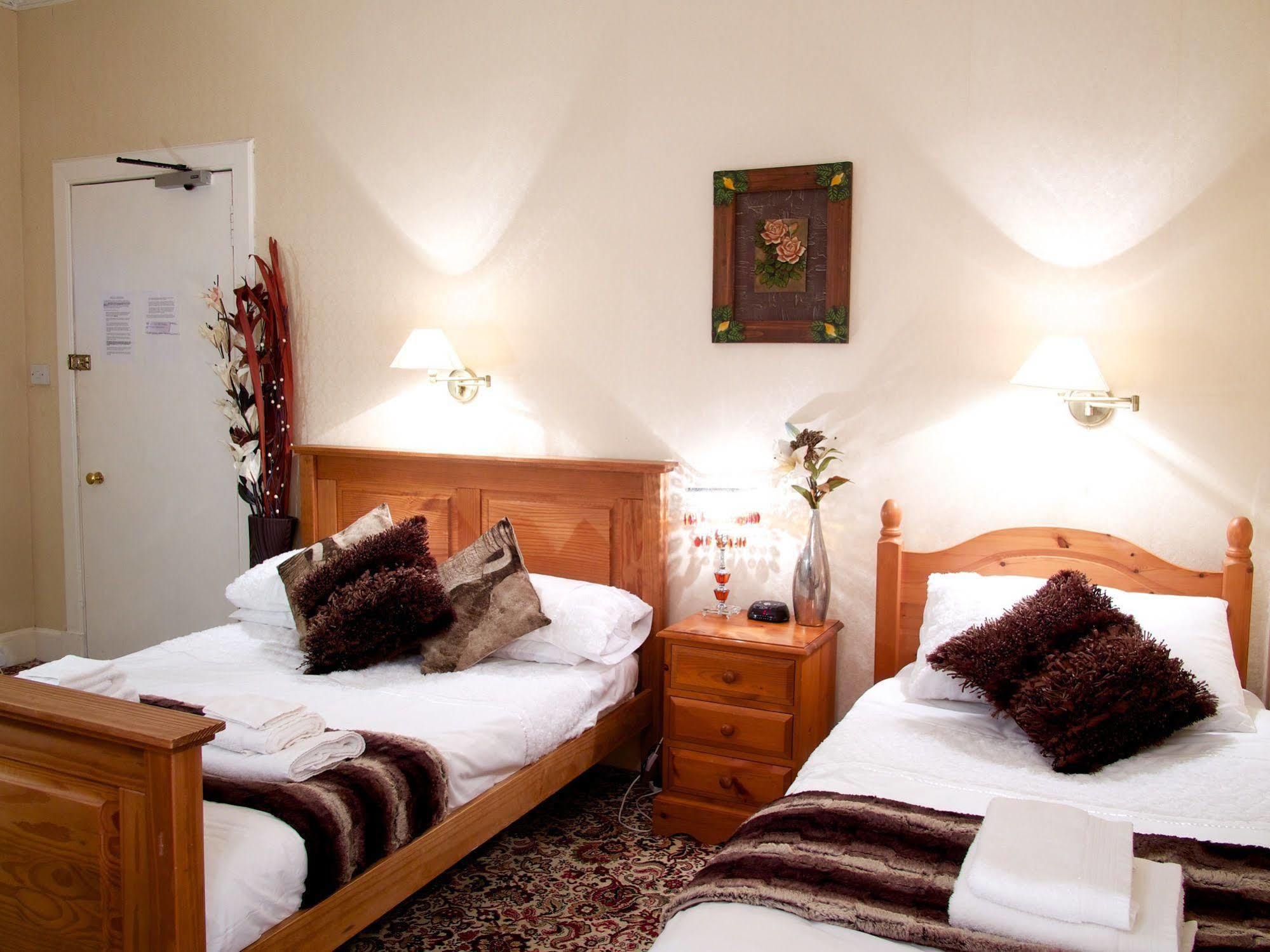 Guest house Crown 3*