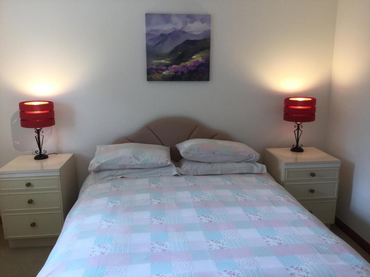 Two-bedroom - Golf View Free Parking * Inverness