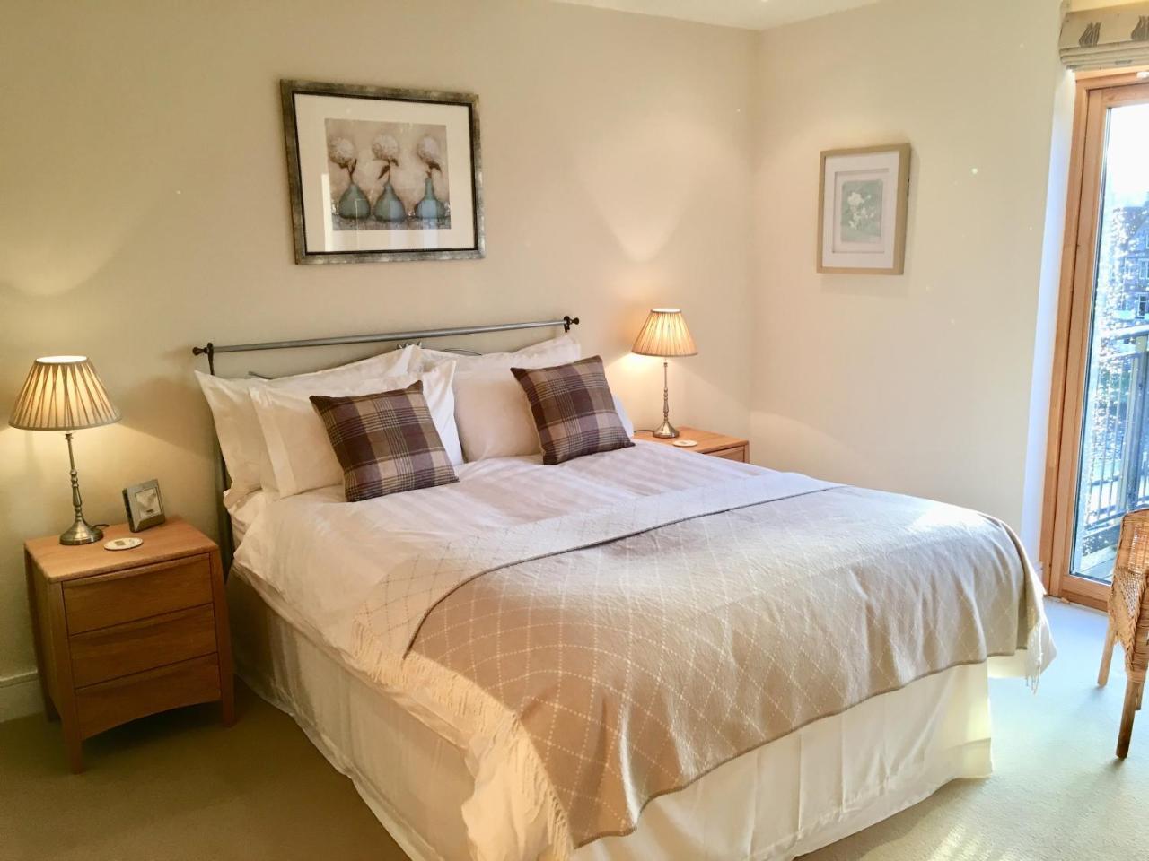 Apartment 301 Riverview