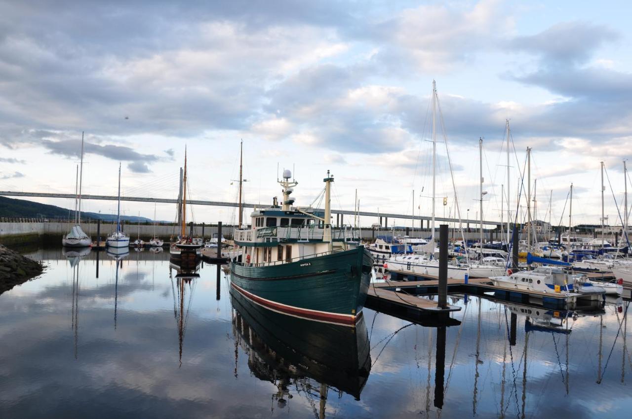 The Boat And Breakfast