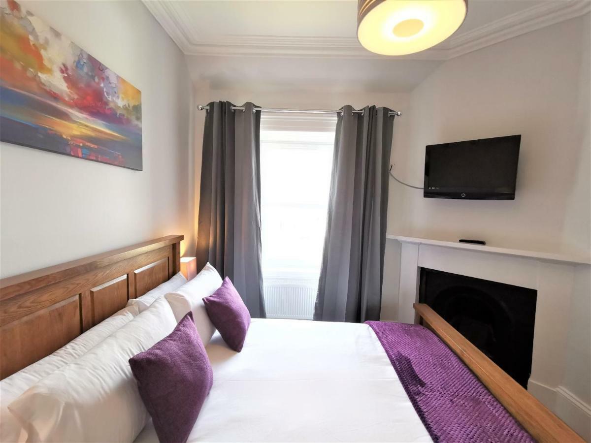 No 48 Castle View * Inverness