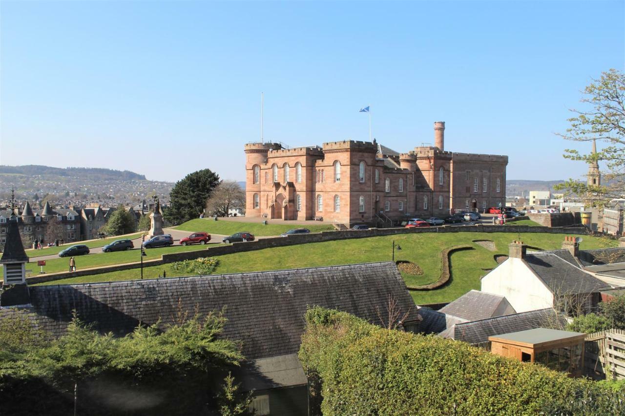 No 48 Castle View * Inverness