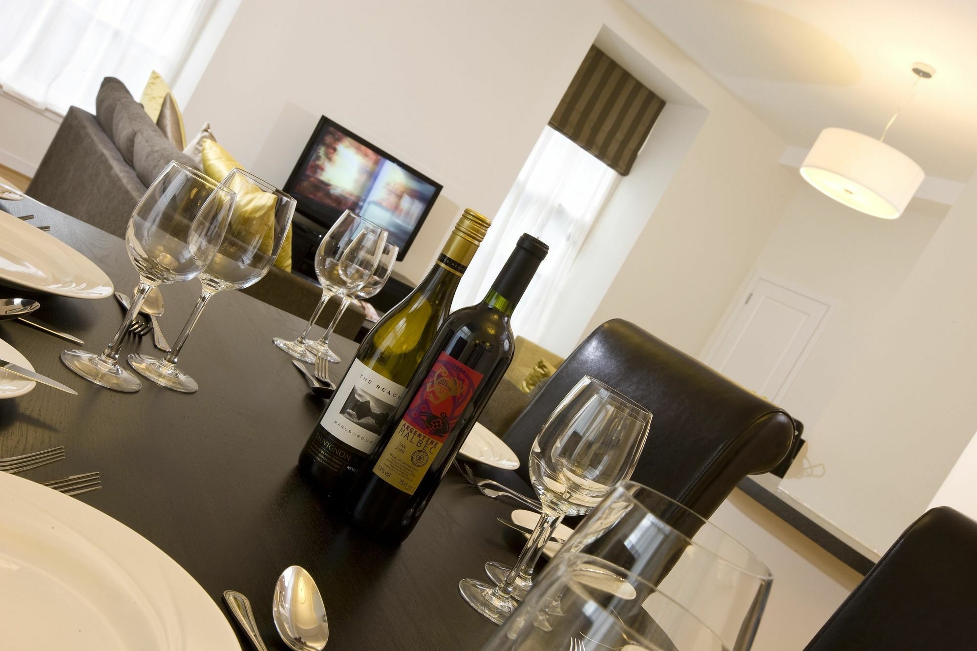 Apartment Inverness City Suites