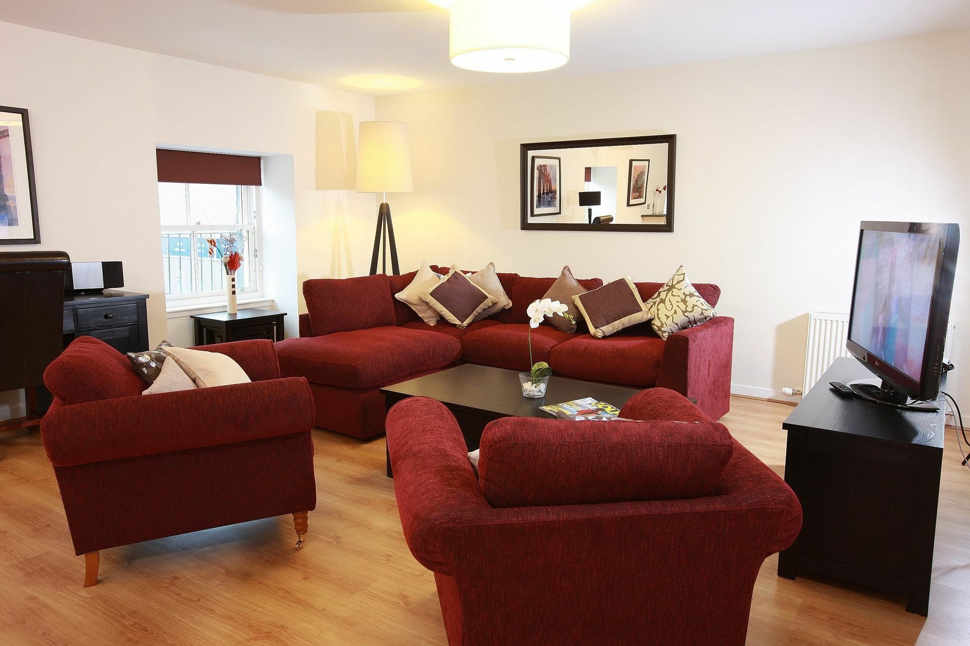 Apartment Inverness City Suites *