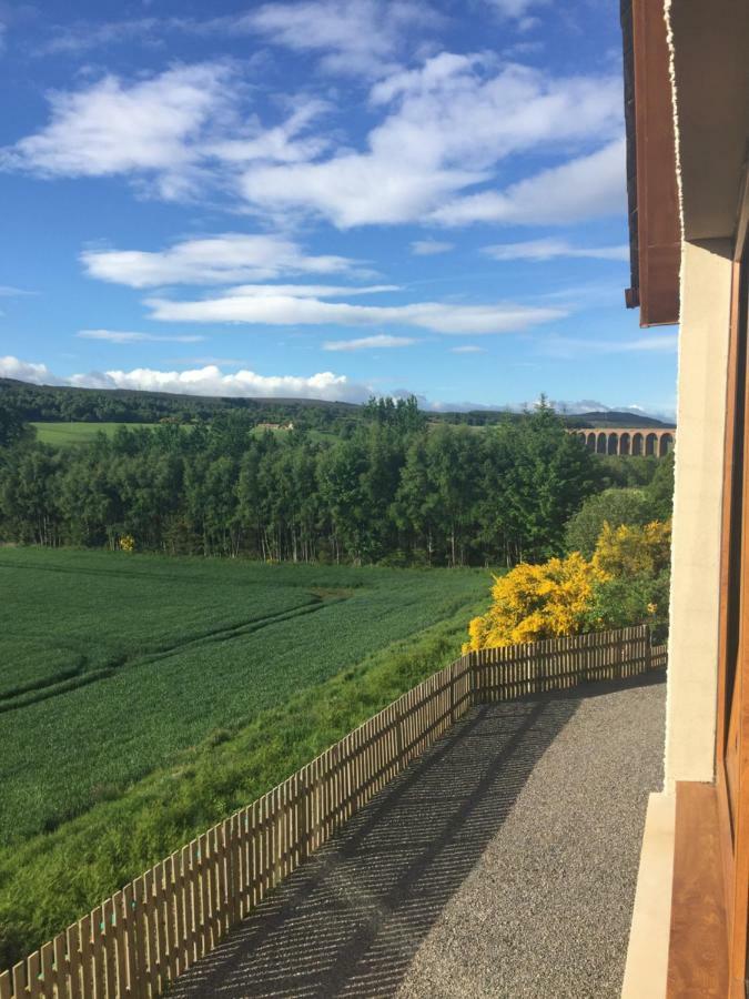 Doura Bed & Breakfast