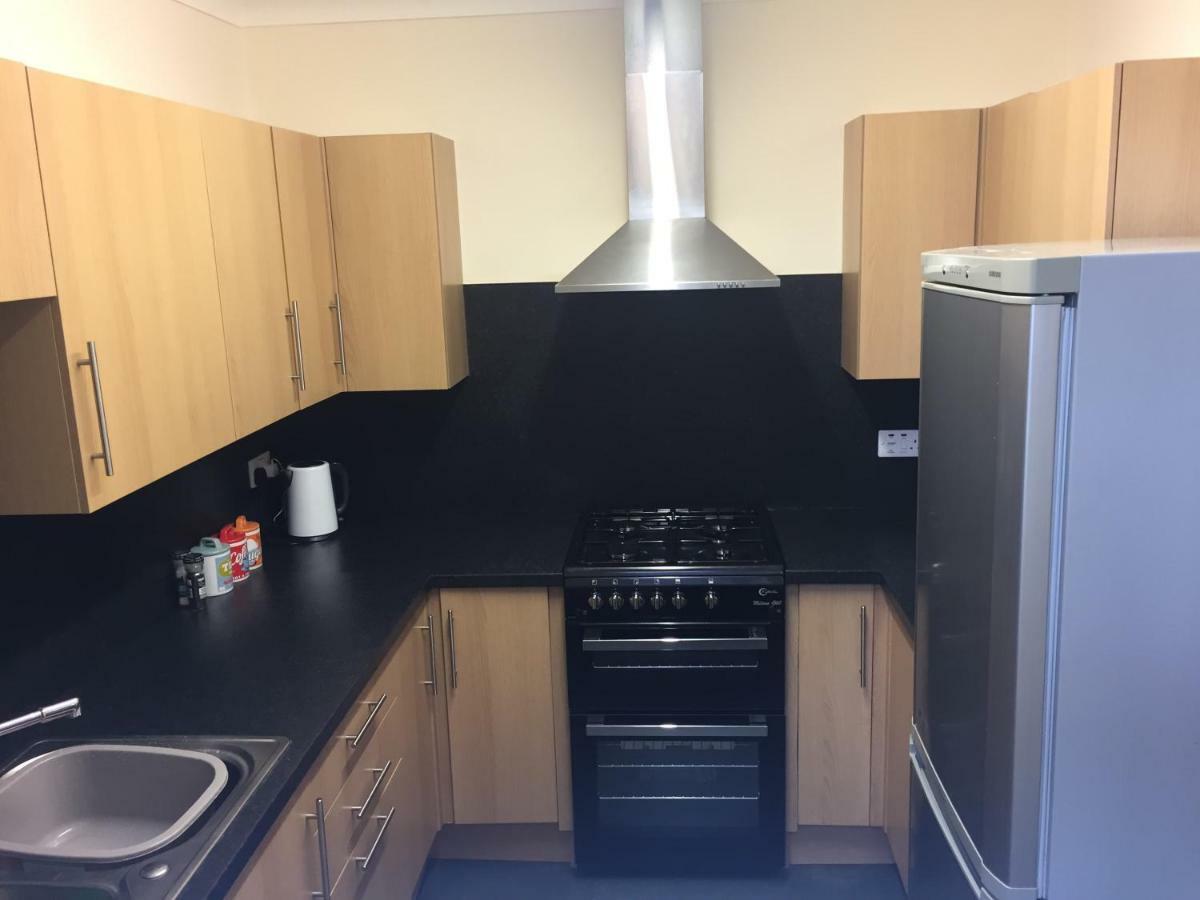 Macdonald Center Apartment. Apartment Inverness