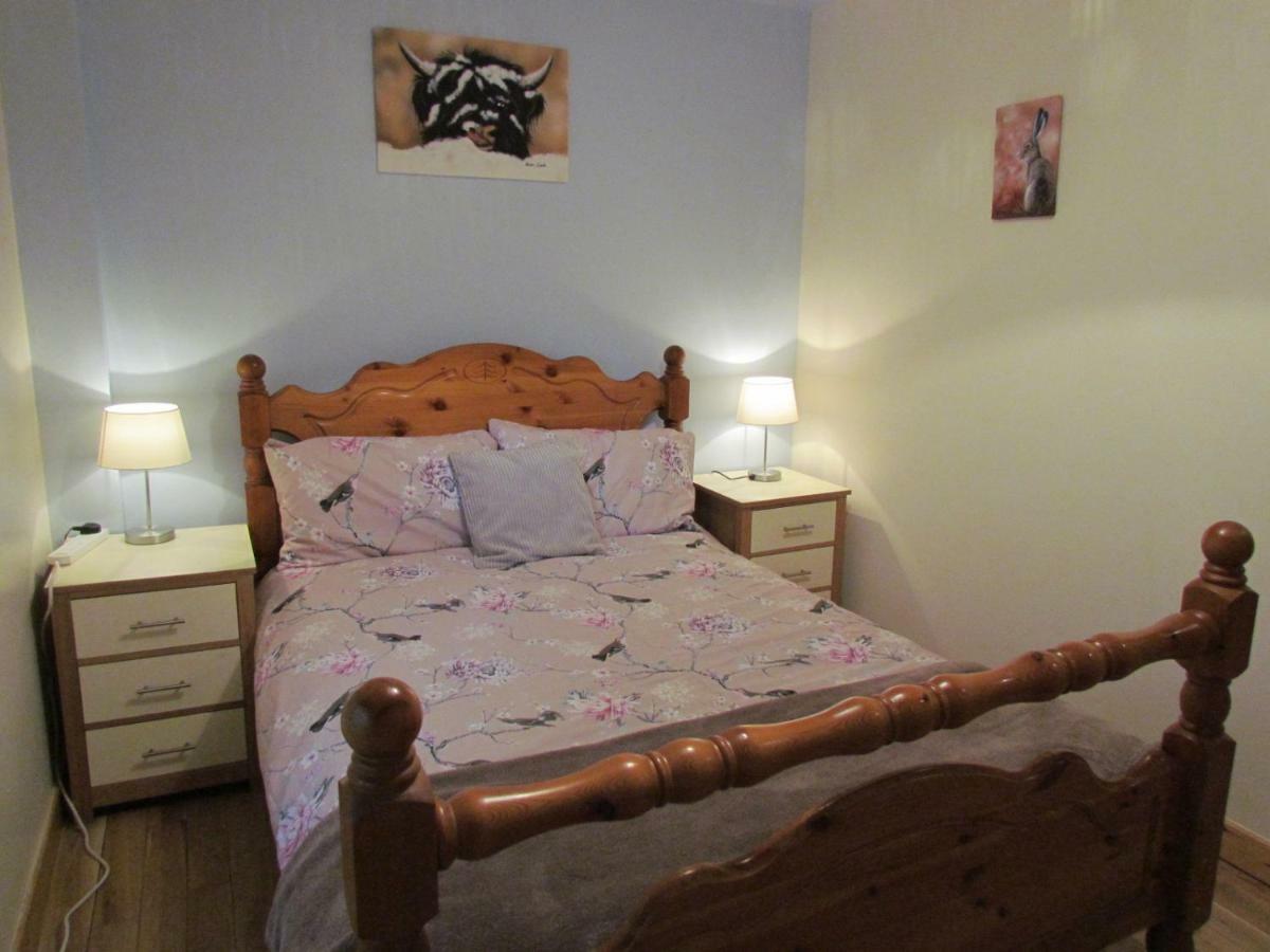Apartment Farraline Court *
