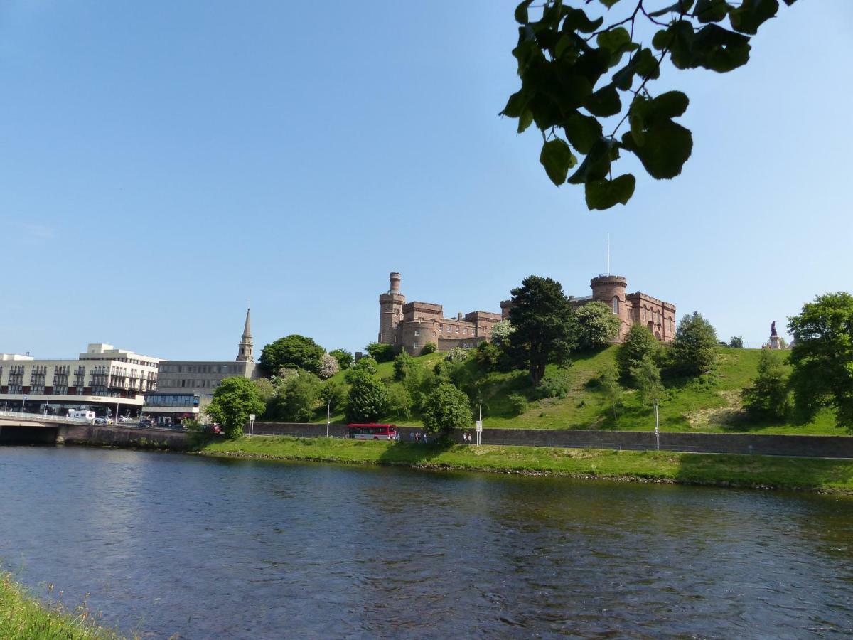 Castle Viewpoint Inverness