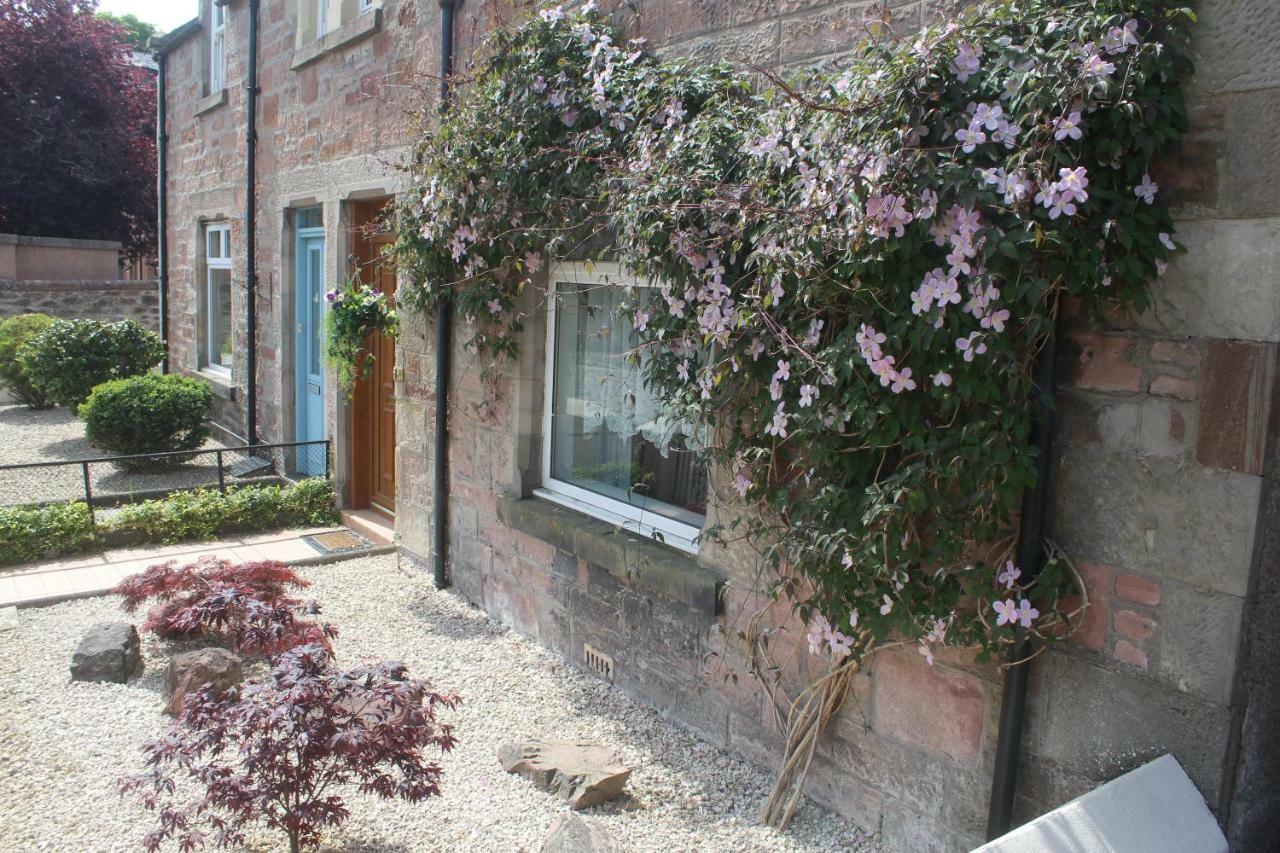 Apartment Easdale House *
