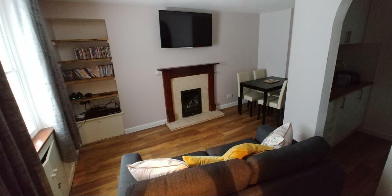 Brae Cottage, *