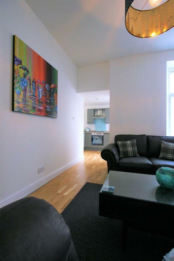 Dryburgh No3 Apartment *