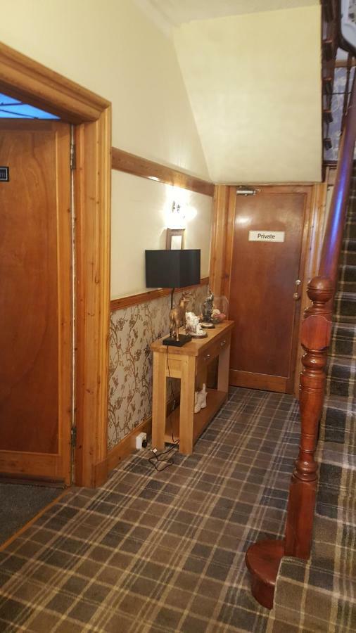 Ivanhoe Guest house Inverness