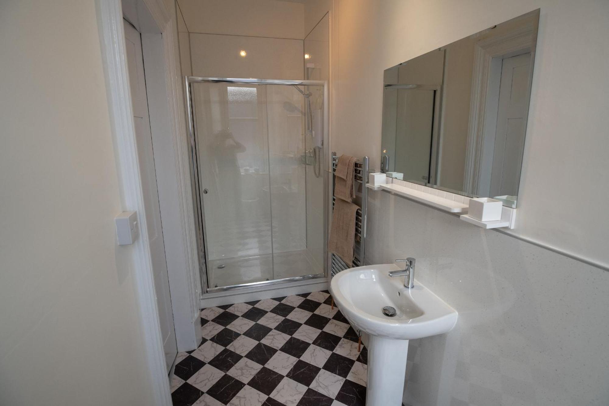 Period House / Entire Upstairs Flat