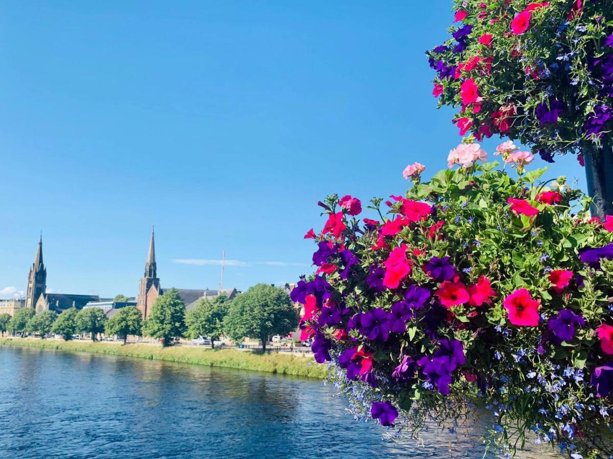 Apartment Scardroy Homes - 2 Bedroom With Parking Wifi Smart Tvs Sleeps Up To 6 Inverness