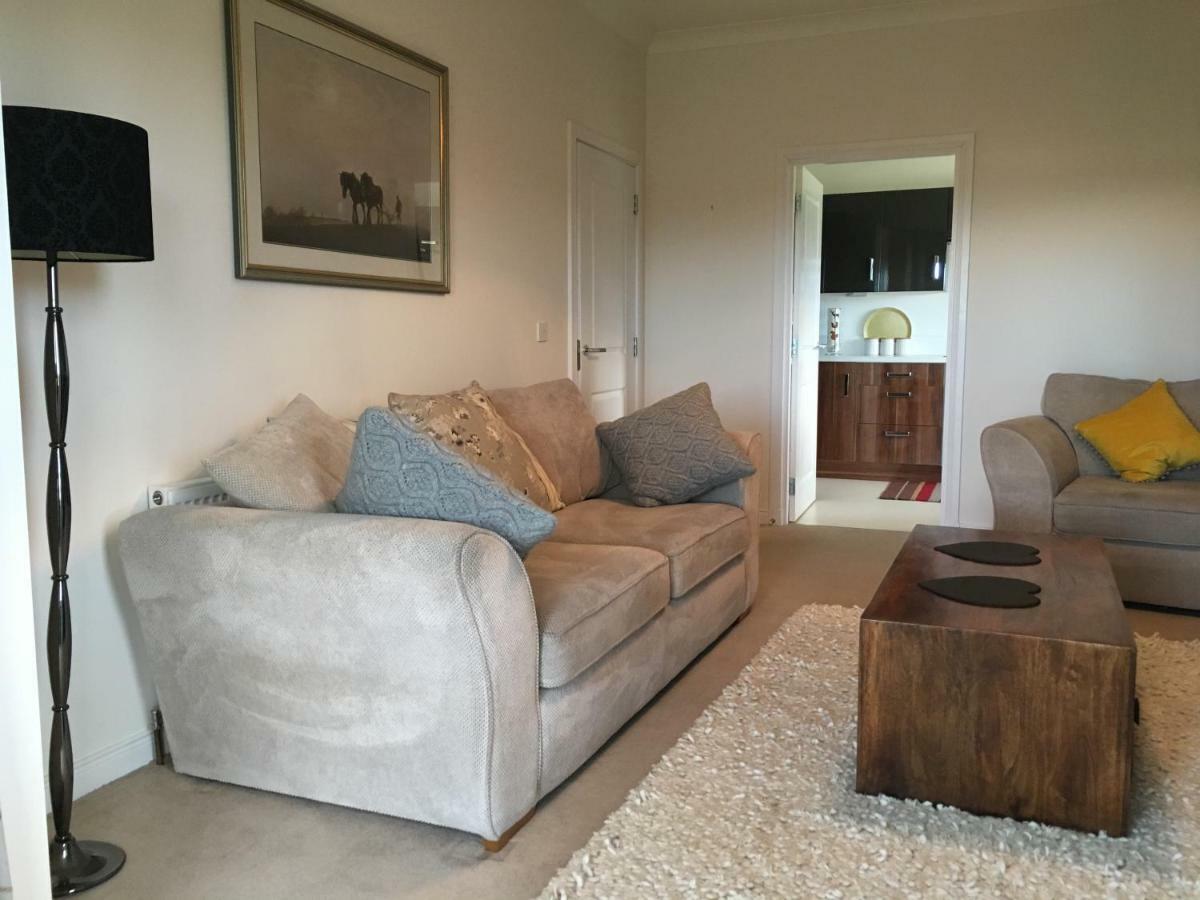 58 Holm Farm Road