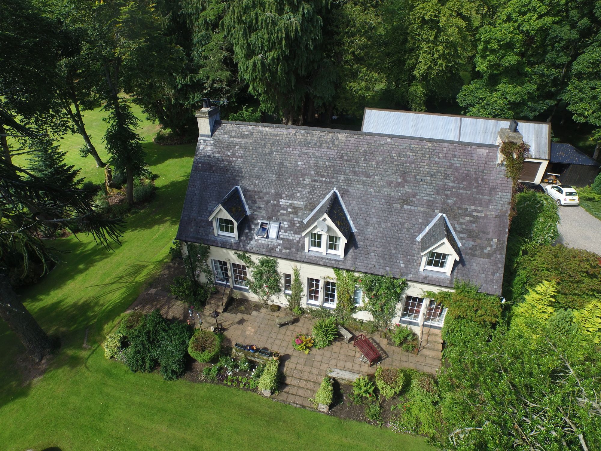 Old Drynie House, Bed & Breakfast