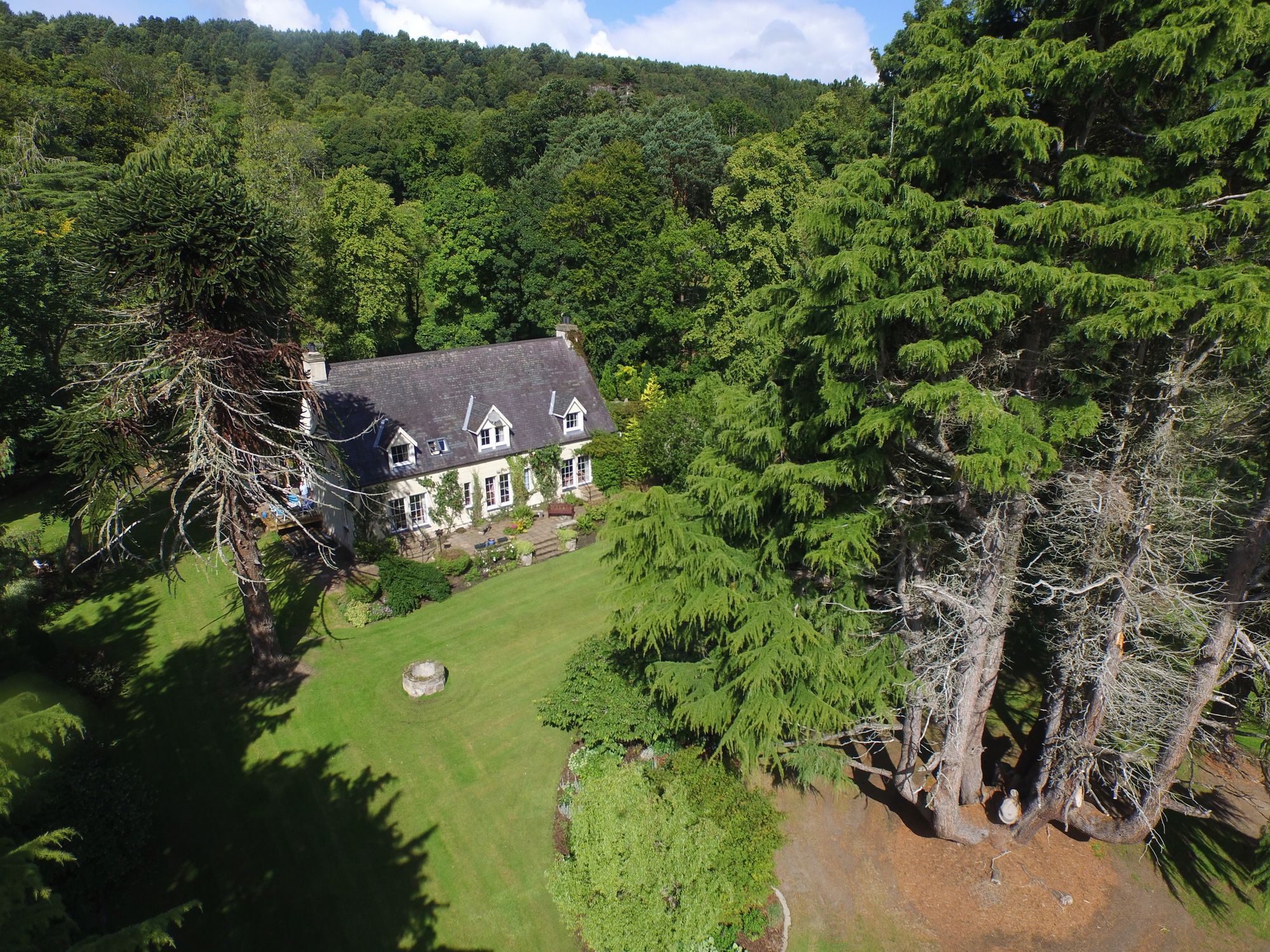 Old Drynie House, 4* Inverness