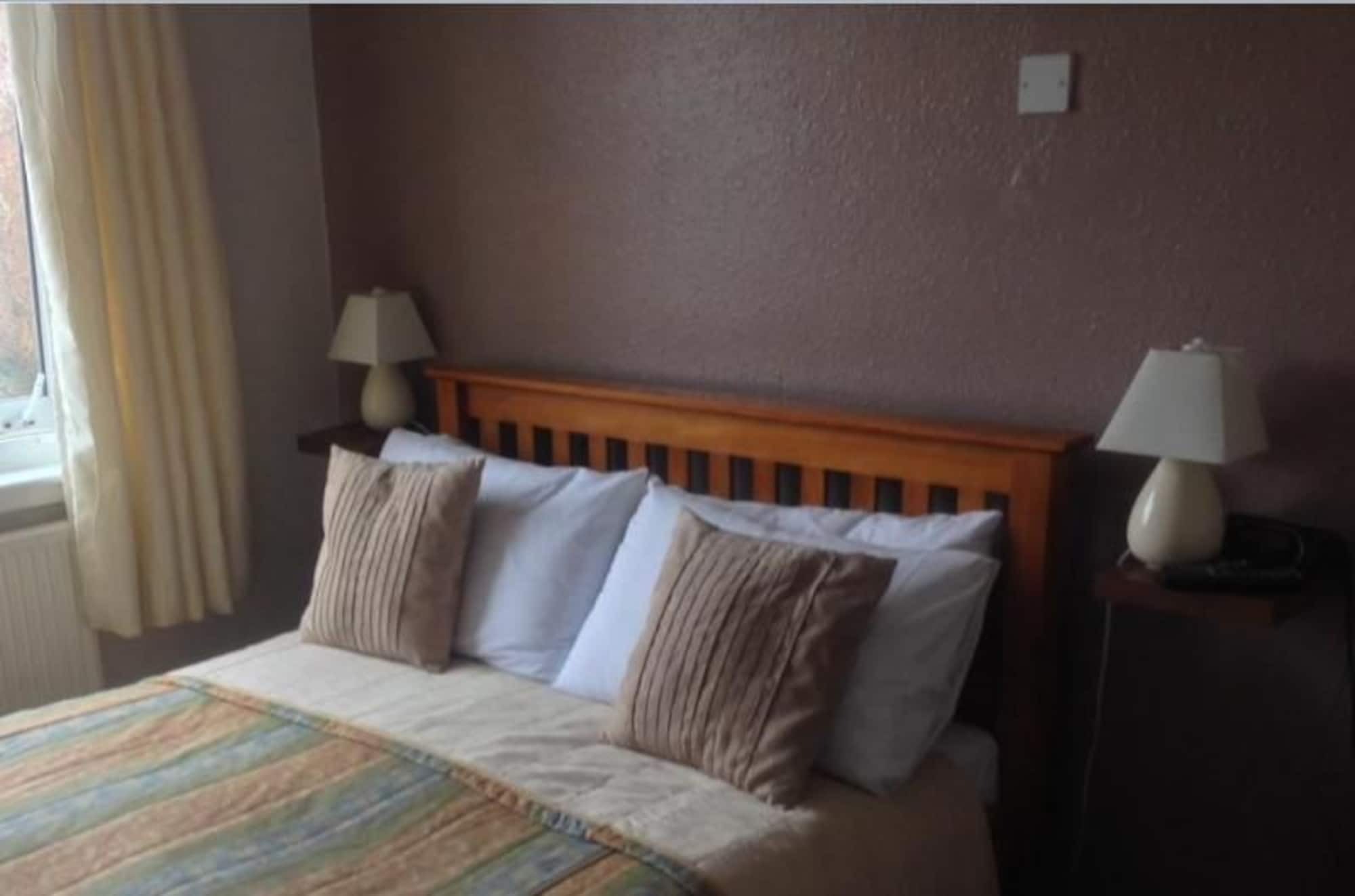 Old North Hotel, 4*