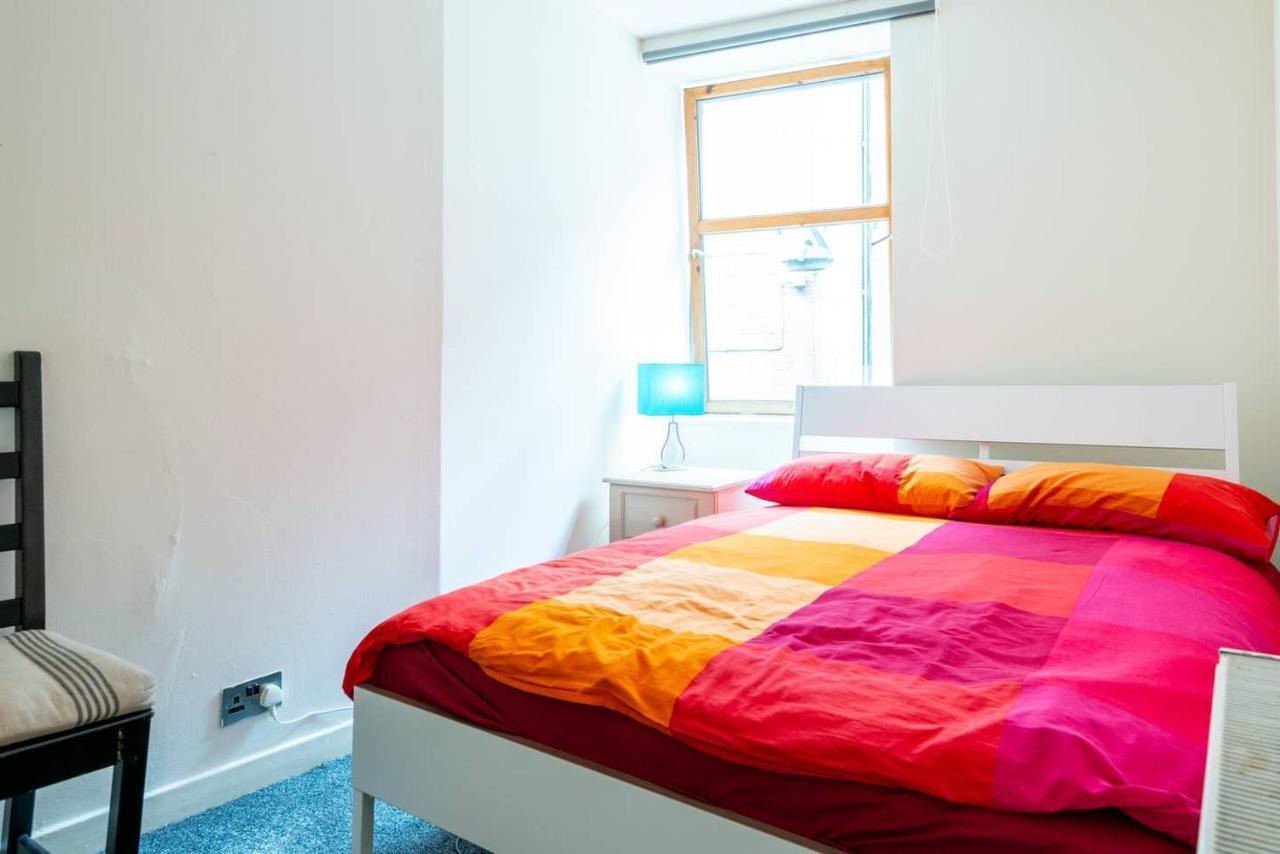 Apartment Centre 2 Bed - Baron Taylor Street