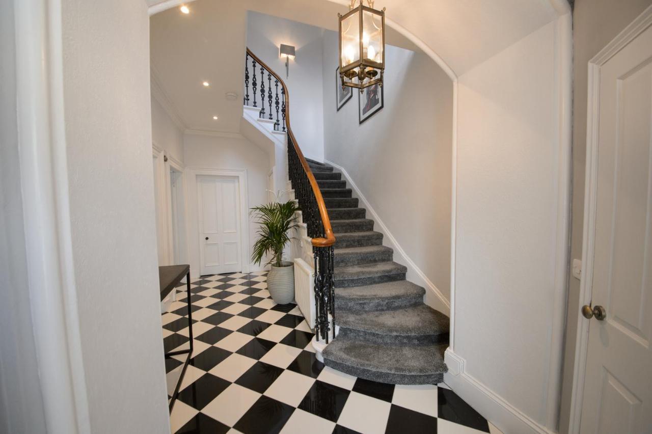 No 48 Castle View * Inverness